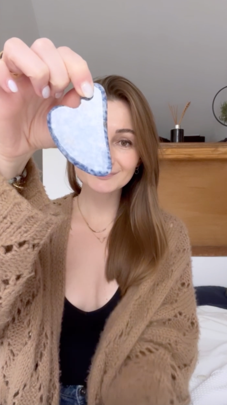 Drainage du visage avec notre Gua Sha